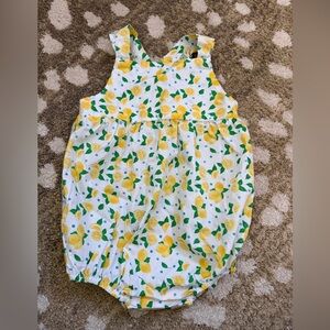 NWOT Petit Peony lemon bubble romper 18-24 months